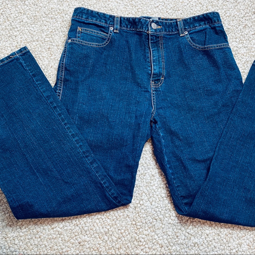 Kate Hill stretch boot cut dark wash 14 p jeans.